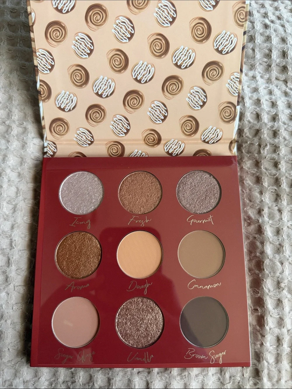 Beauty Bakerie dreamy neutral